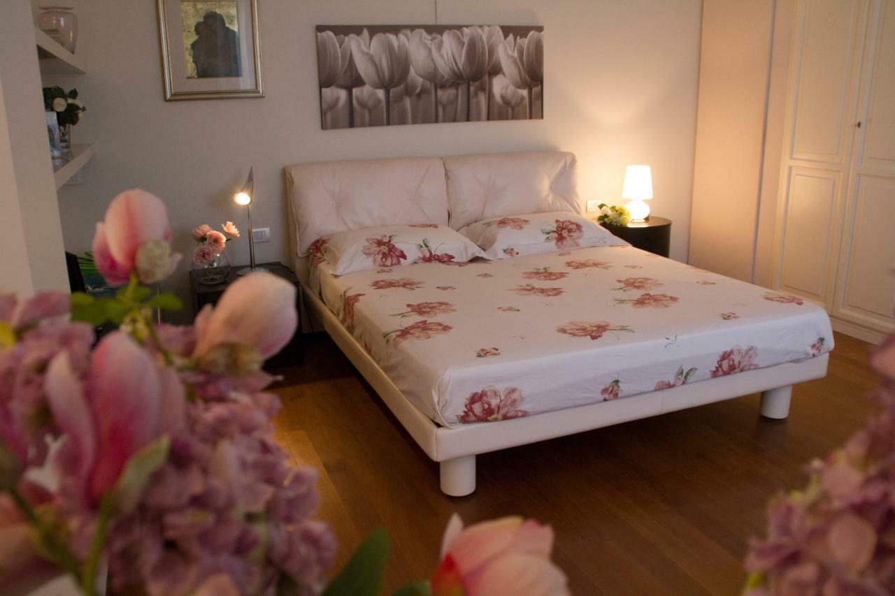 Bed and Breakfast Il Giardino Delle Rose à Santa Maria Nuova  Extérieur photo