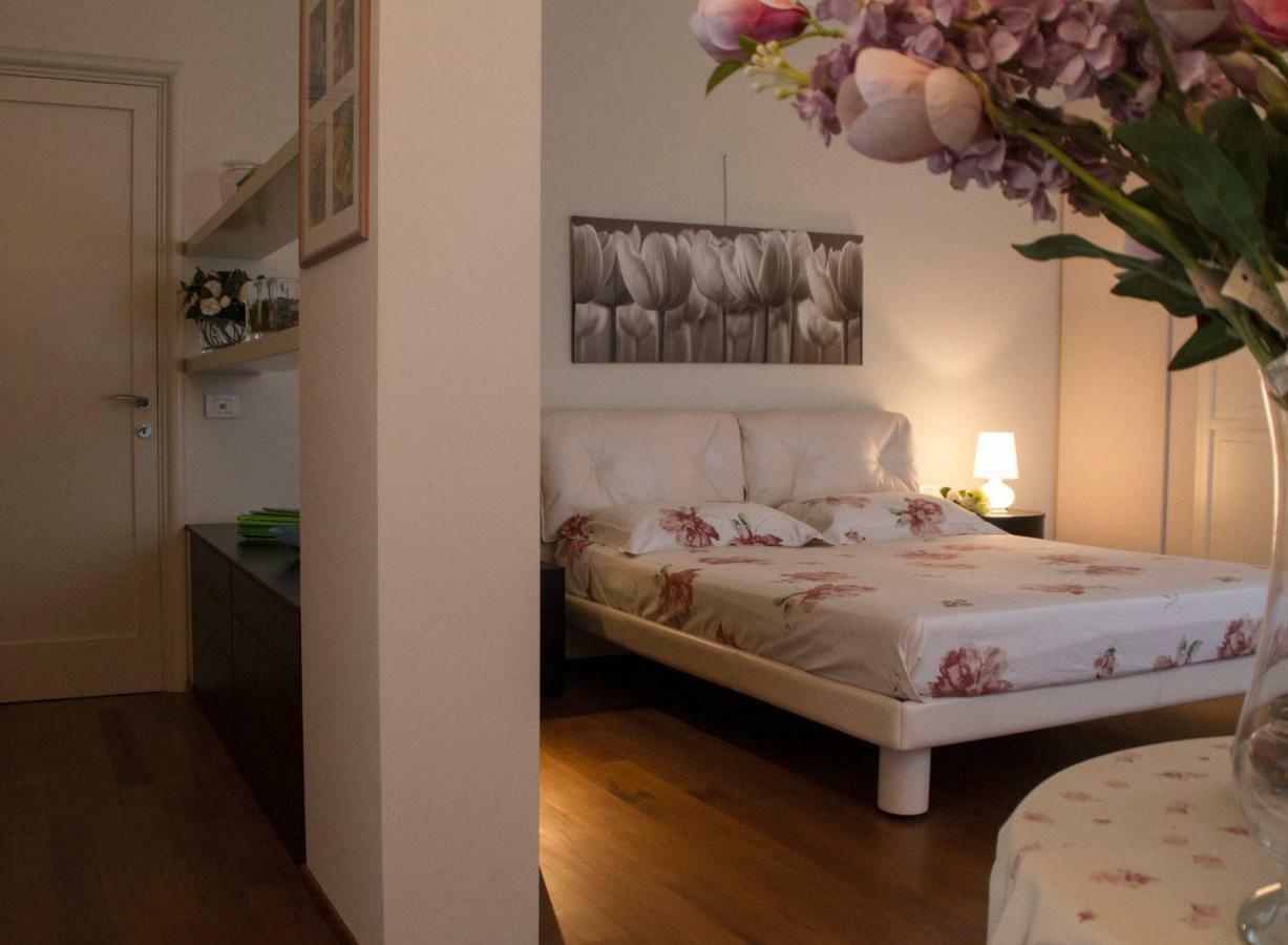 Bed and Breakfast Il Giardino Delle Rose à Santa Maria Nuova  Extérieur photo