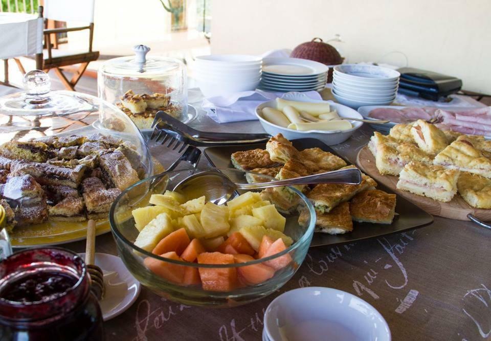 Bed and Breakfast Il Giardino Delle Rose à Santa Maria Nuova  Extérieur photo